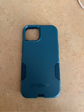 NWOB Otterbox Commuter iPhone 13/14